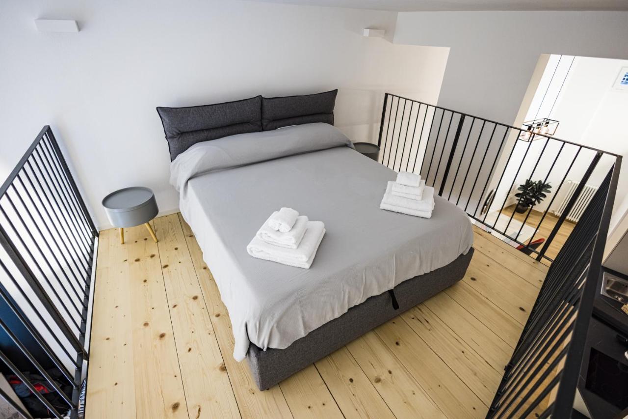 Apartament Loft La Sedia Rossa - Centro Storico Mediolan Zewnętrze zdjęcie