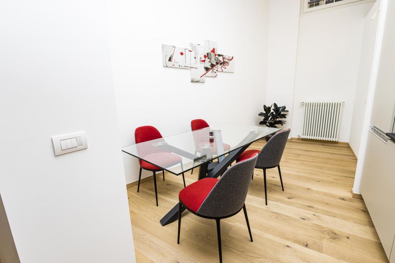 Apartament Loft La Sedia Rossa - Centro Storico Mediolan Zewnętrze zdjęcie