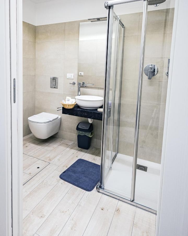 Apartament Loft La Sedia Rossa - Centro Storico Mediolan Zewnętrze zdjęcie