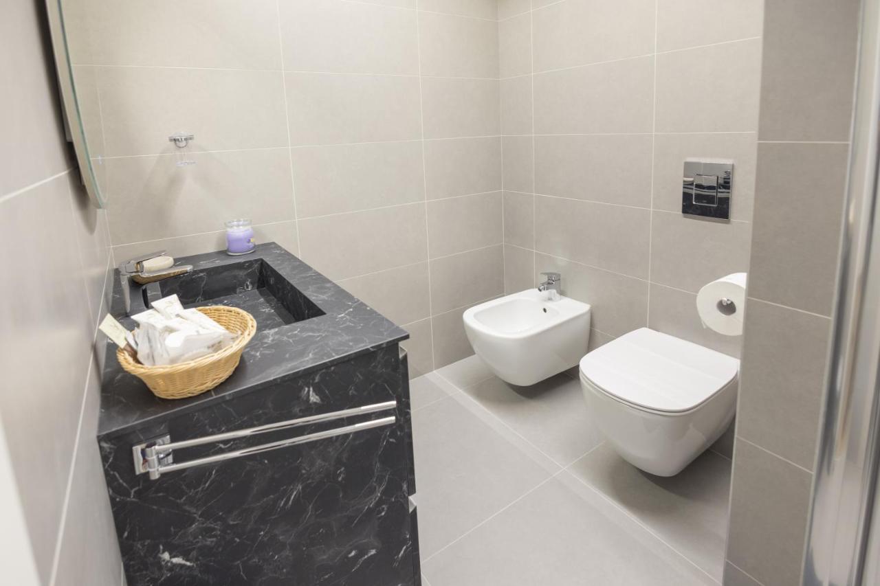 Apartament Loft La Sedia Rossa - Centro Storico Mediolan Zewnętrze zdjęcie